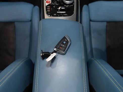 Used 2023 BMW M4 xDrive Competition w/ Executive Package image 38