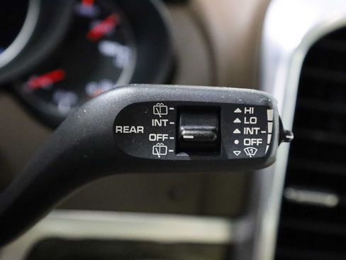 Used 2015 Porsche Cayenne S AWD/4WD image 30