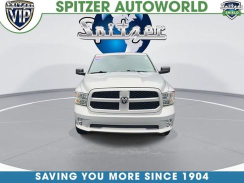 Used 2018 RAM 1500 Express w/ Express Value Package AWD/4WD image 3