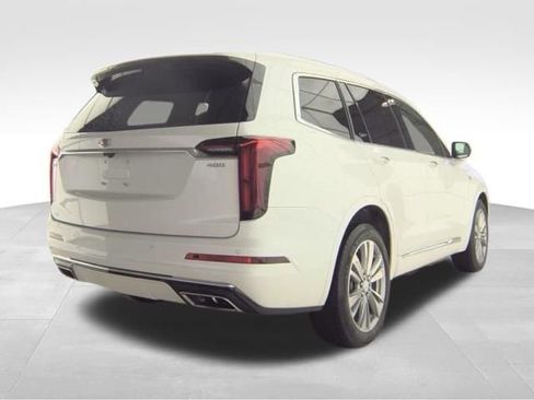 Used 2024 Cadillac XT6 Premium Luxury AWD/4WD image 6