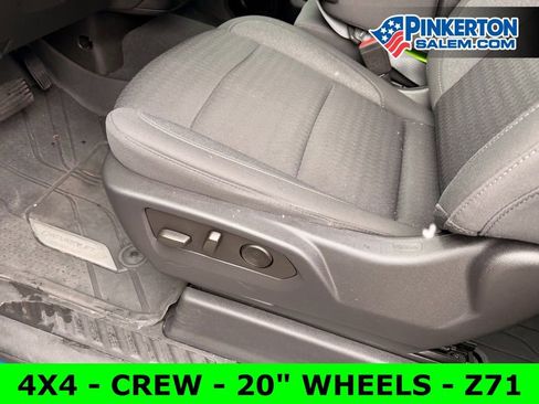Used 2023 Chevrolet Silverado 1500 Custom image 14