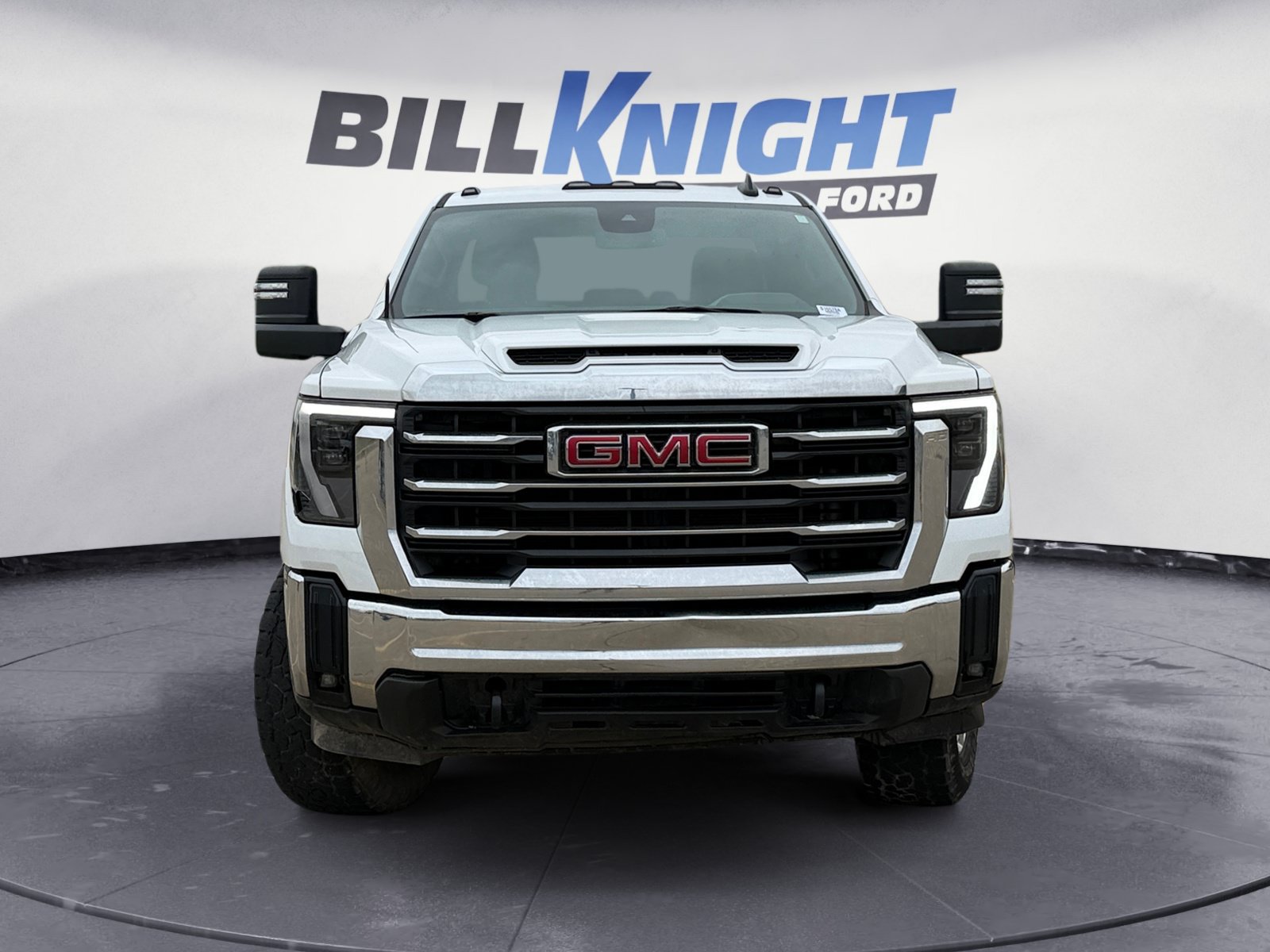 Used 2024 GMC Sierra 2500 SLE w/ SLE Value Package; AWD/4WD image 8