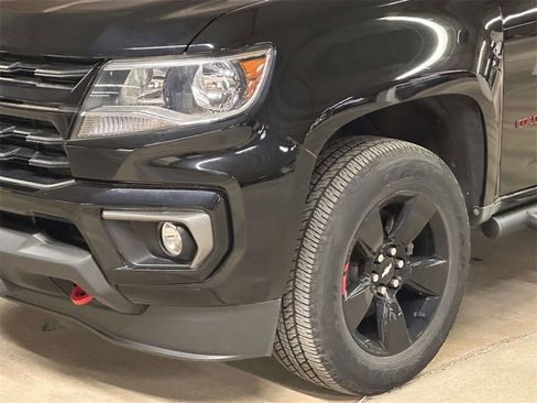 Used 2021 Chevrolet Colorado LT w/ Redline Special Edition image 10