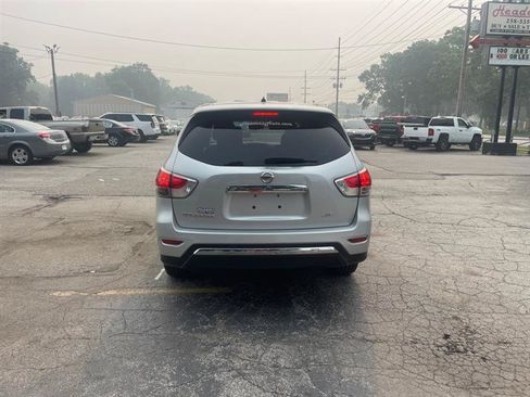 Used 2013 Nissan Pathfinder S AWD/4WD image 6