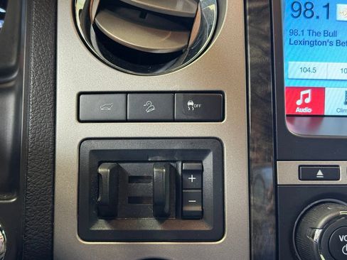 Used 2017 Ford Expedition Limited w/ Equipment Group 301A AWD/4WD image 49
