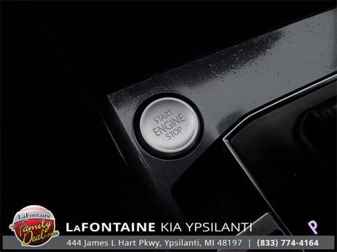 Used 2020 Volkswagen Tiguan SE R-Line image 18