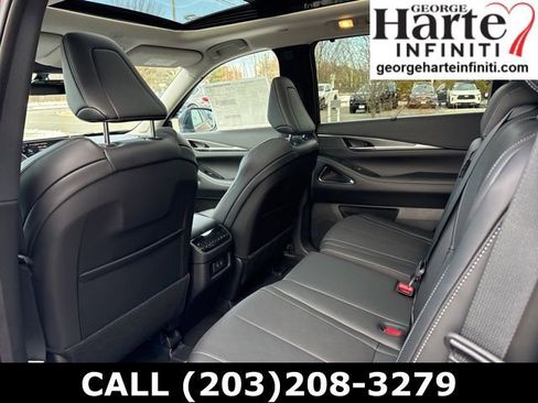 New 2026 INFINITI QX60 Luxe w/ Cargo Package image 13
