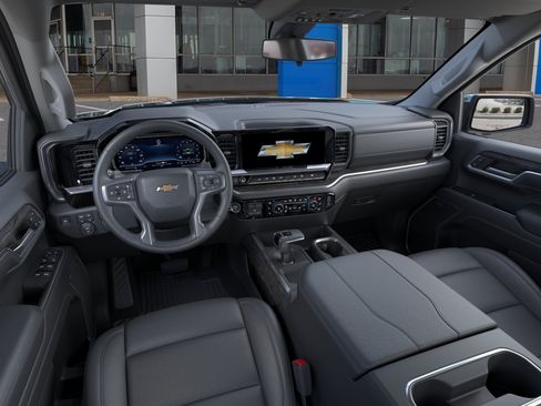 New 2026 Chevrolet Silverado 1500 LTZ w/ Z71 Off-Road Package AWD/4WD image 11