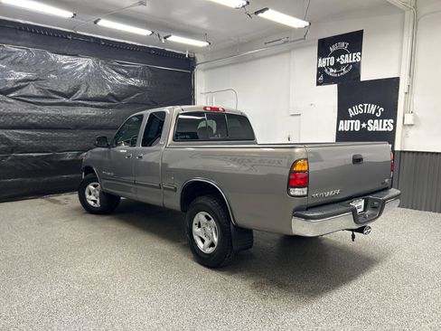 Used 2001 Toyota Tundra SR5 w/ Convenience Pkg RWD image 4