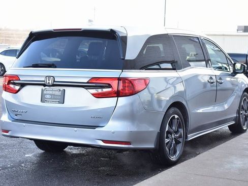 Used 2023 Honda Odyssey Elite image 6