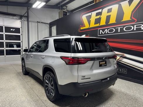 Used 2022 Chevrolet Traverse RS FWD image 20
