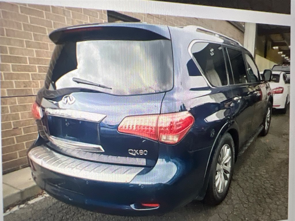 Used 2015 INFINITI QX80 4WD w/ All Season Package image 5