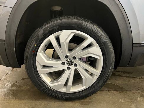 Certified 2022 Volkswagen Atlas SE image 33