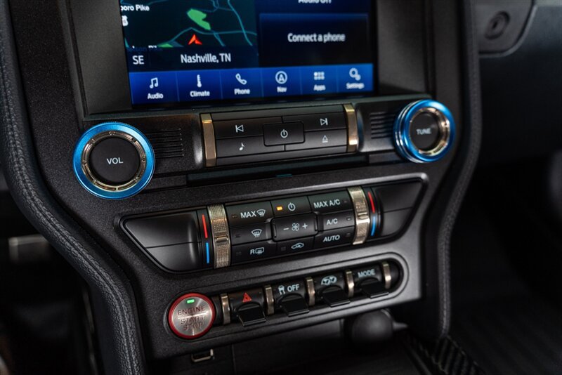 Used 2021 Ford Mustang Shelby GT500 w/ Carbon Fiber Track Pack RWD image 97