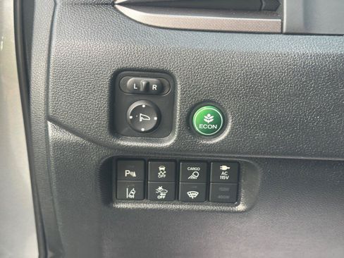 Used 2023 Honda Ridgeline RTL-E image 17