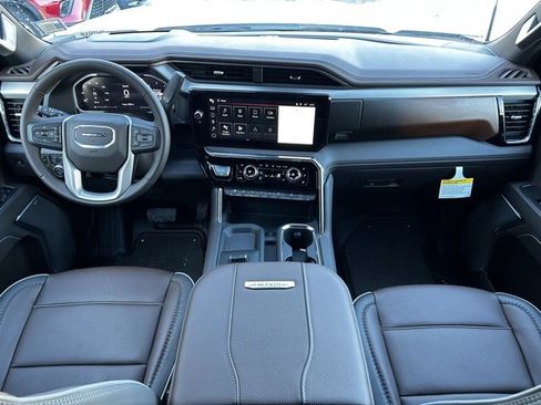 New 2026 GMC Sierra 2500 Denali w/ Denali Reserve Package image 28