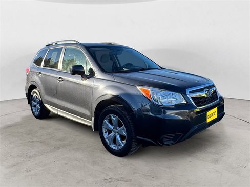 Used 2016 Subaru Forester 2.5i Premium w/ All-Weather Package image 7