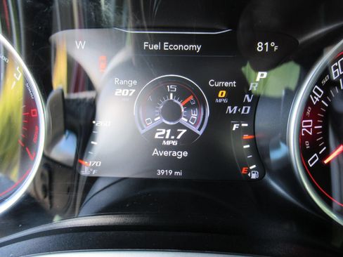 Certified 2022 Dodge Challenger R/T Scat Pack w/ Dynamics Package RWD image 24