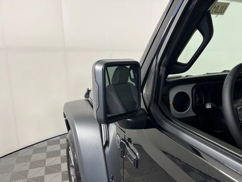 Used 2026 Jeep Wrangler Sport S image 14