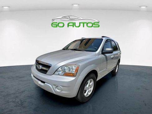Used 2009 Kia Sorento LX image 1
