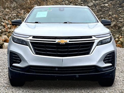 Used 2022 Chevrolet Equinox LS FWD image 3