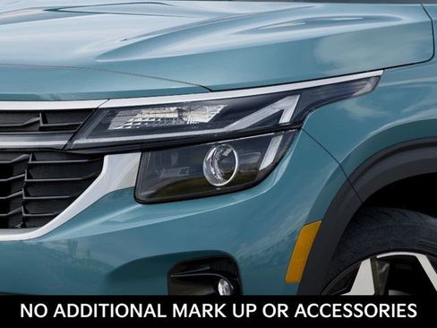 New 2026 Kia Seltos S image 10