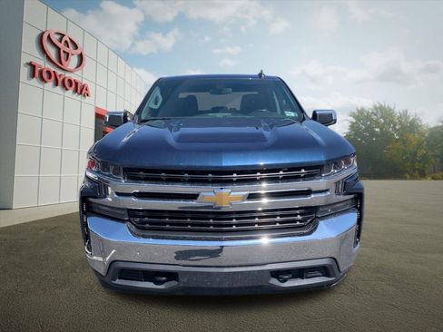 Used 2022 Chevrolet Silverado 1500 LT AWD/4WD image 7