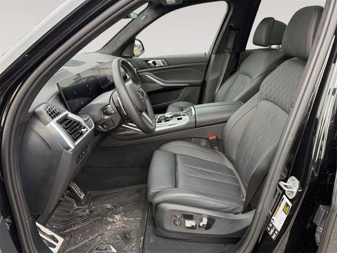 Certified 2024 BMW X7 M60i w/ Executive Package image 2