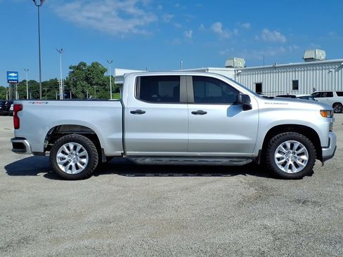 Used 2020 Chevrolet Silverado 1500 Custom w/ Infotainment Package AWD/4WD image 8