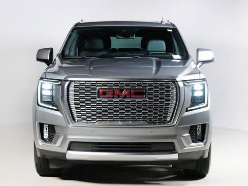 Used 2024 GMC Yukon Denali AWD/4WD image 8