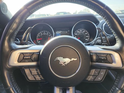 Used 2018 Ford Mustang Coupe image 24