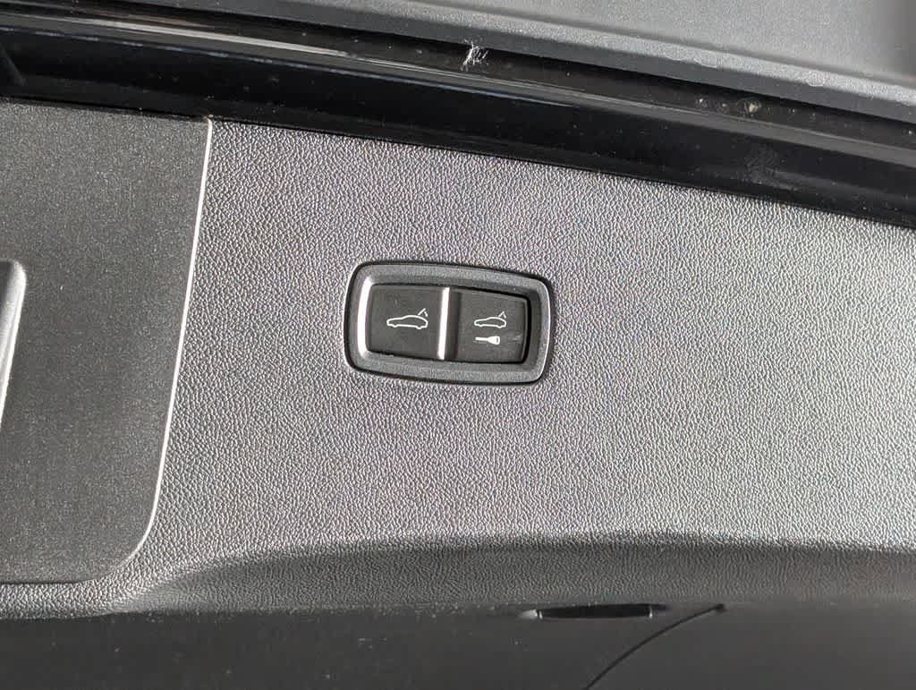 Used 2026 Porsche Cayenne Coupe AWD/4WD image 18