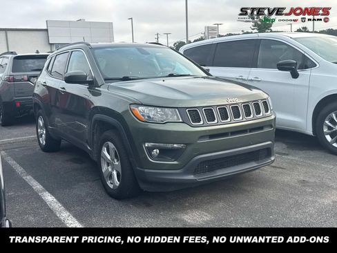 Used 2021 Jeep Compass Latitude w/ Convenience Group AWD/4WD image 1