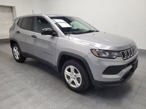 Used 2023 Jeep Compass Sport AWD/4WD image 11