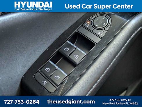 Used 2023 MAZDA CX-30 AWD 2.5 S w/ Preferred Package image 32