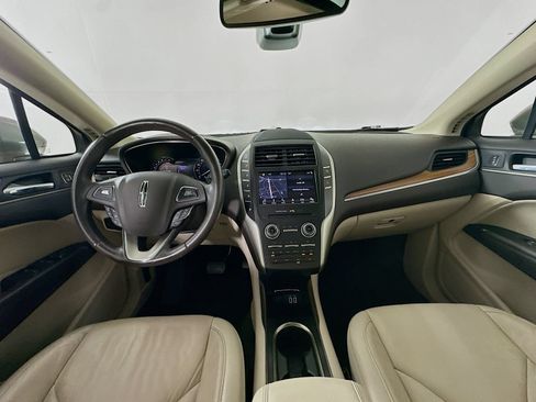 Used 2019 Lincoln MKC Select w/ Select Plus Package AWD/4WD image 14
