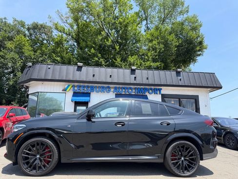 Used 2022 BMW X6 M50i w/ Premium Enhanced Package AWD/4WD image 5