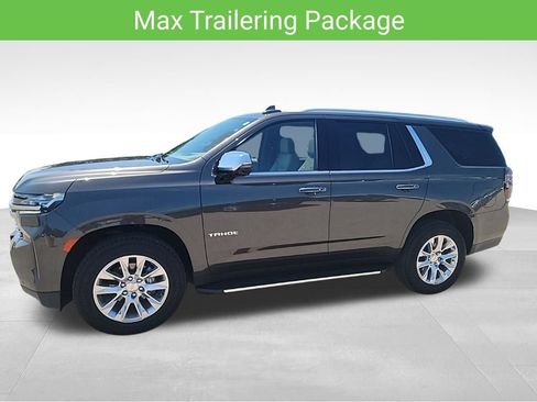 Used 2021 Chevrolet Tahoe Premier w/ Premium Package AWD/4WD image 7