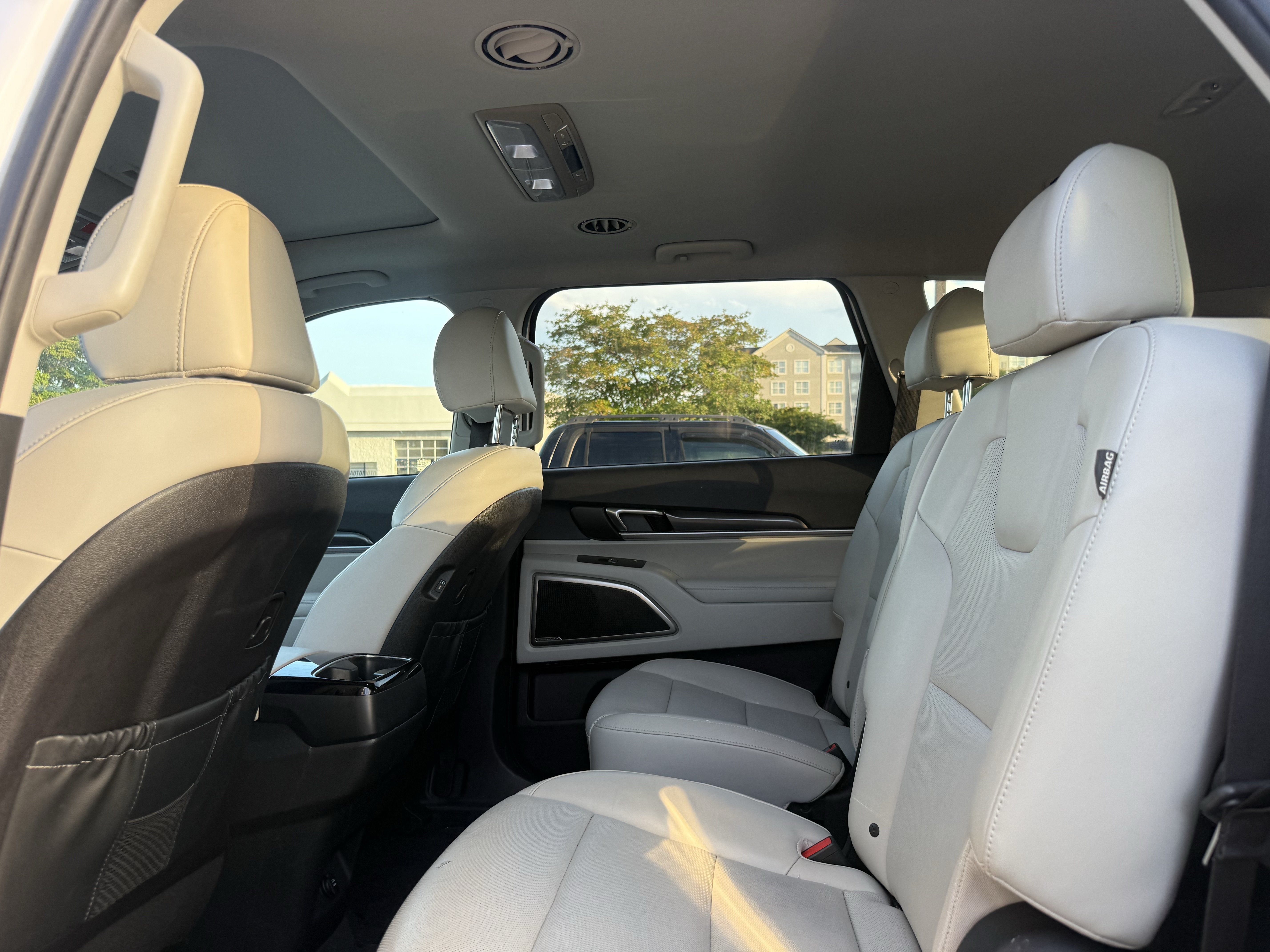 Used 2024 Kia Telluride S w/ S Sunroof Package AWD/4WD image 4