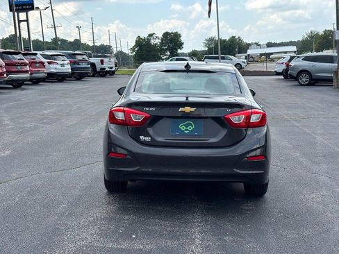 Used 2016 Chevrolet Cruze LT FWD image 4