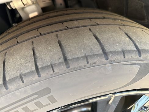 Used 2023 BMW X7 xDrive40i w/ Executive Package image 12