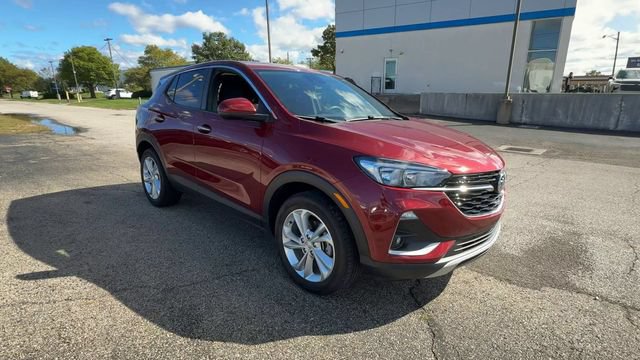 Used 2023 Buick Encore GX Preferred w/ Cold Weather Comfort Package FWD image 2