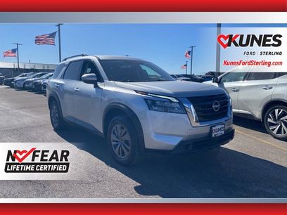 Used 2025 Nissan Pathfinder SV