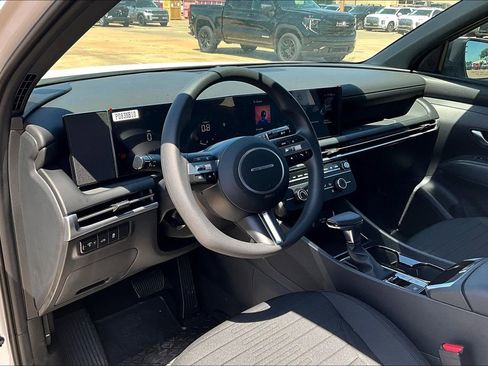 New 2025 Hyundai Santa Cruz SE image 17