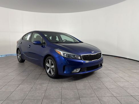 Used 2018 Kia Forte S w/ S Technology Plus Package FWD image 5