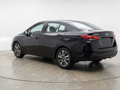 Used 2025 Nissan Versa SV image 6