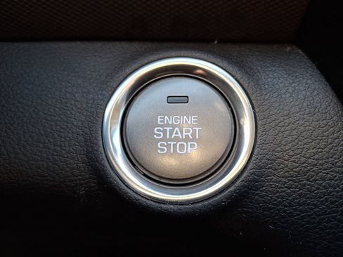 Used 2021 Hyundai Ioniq Limited image 27