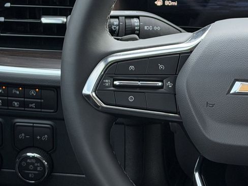 New 2026 Chevrolet Suburban Premier image 13