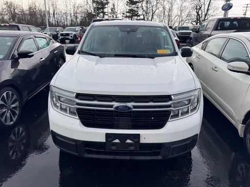 Used 2024 Ford Maverick Lariat image 2