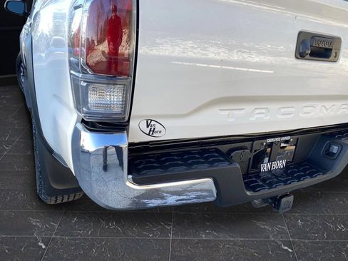 Used 2023 Toyota Tacoma TRD Off-Road image 46